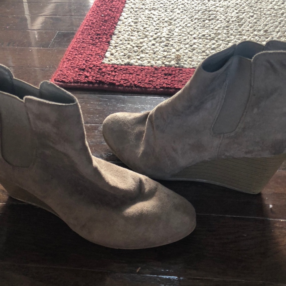 Target wedges
